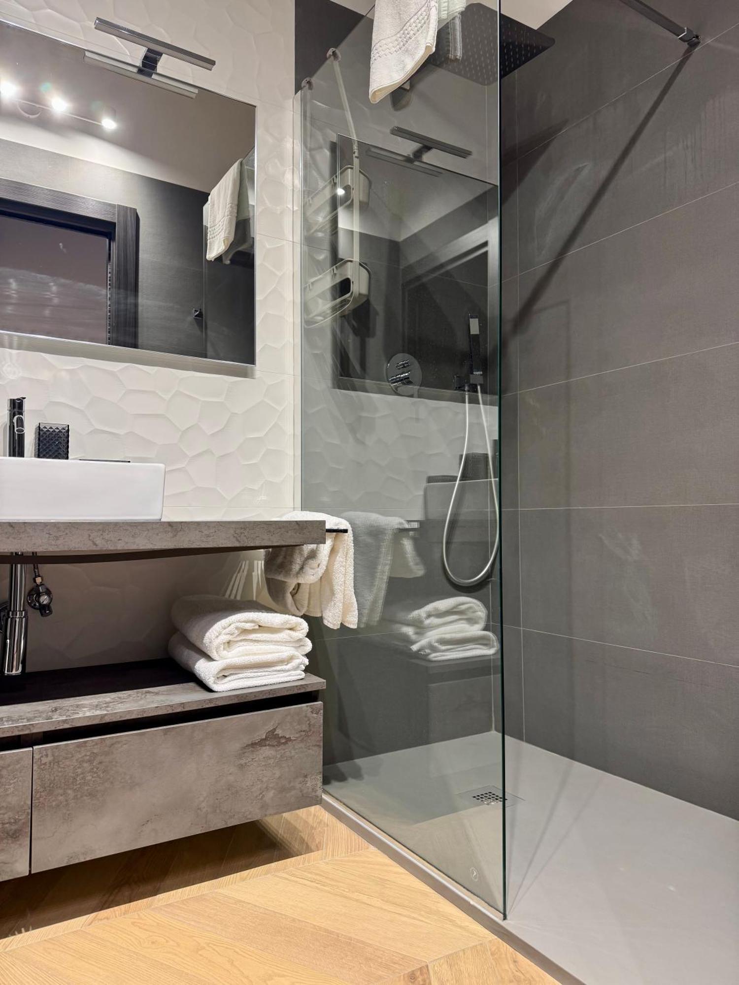 Sky Luxury Rooms Nettuno Dış mekan fotoğraf