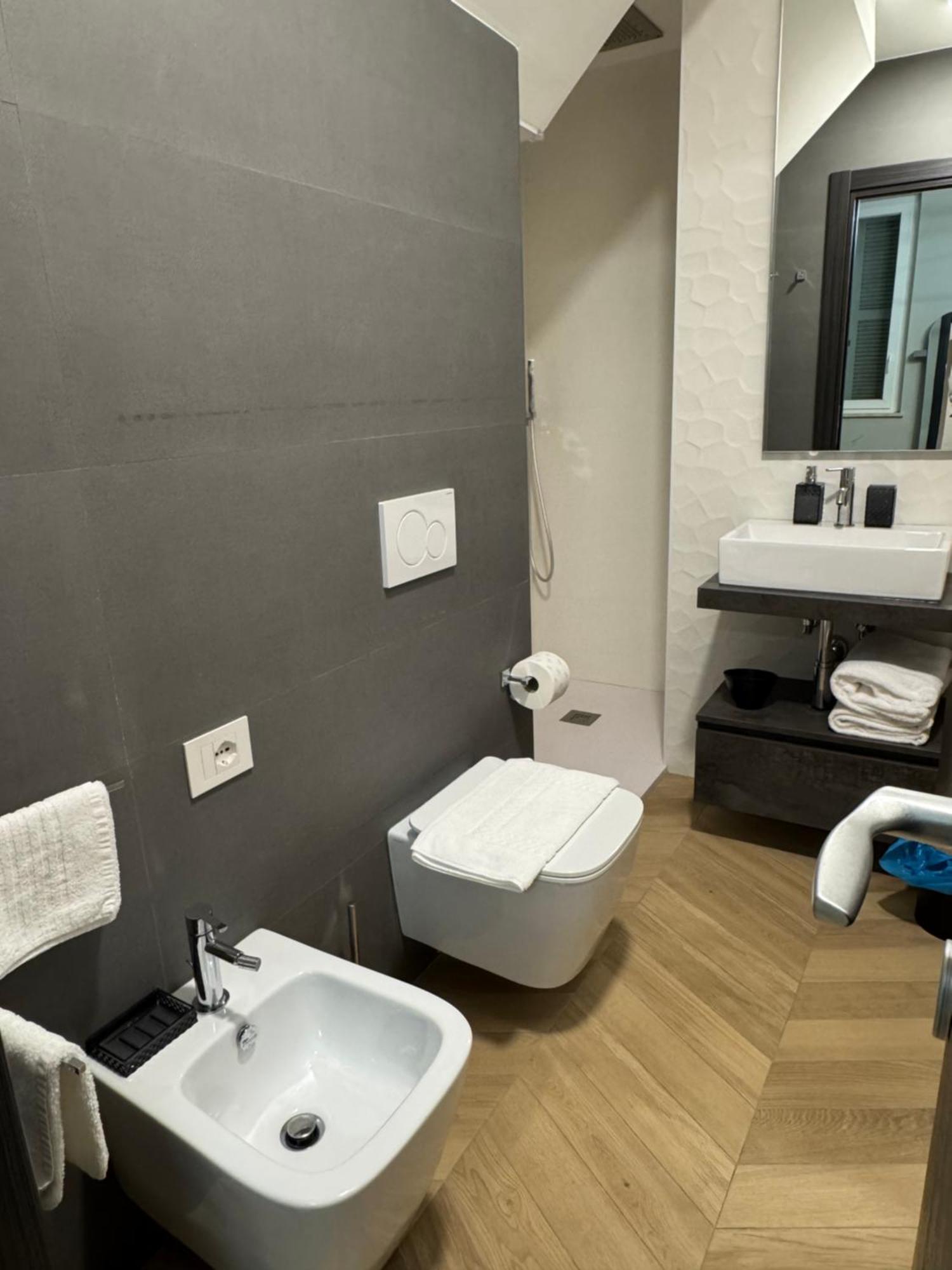 Sky Luxury Rooms Nettuno Dış mekan fotoğraf